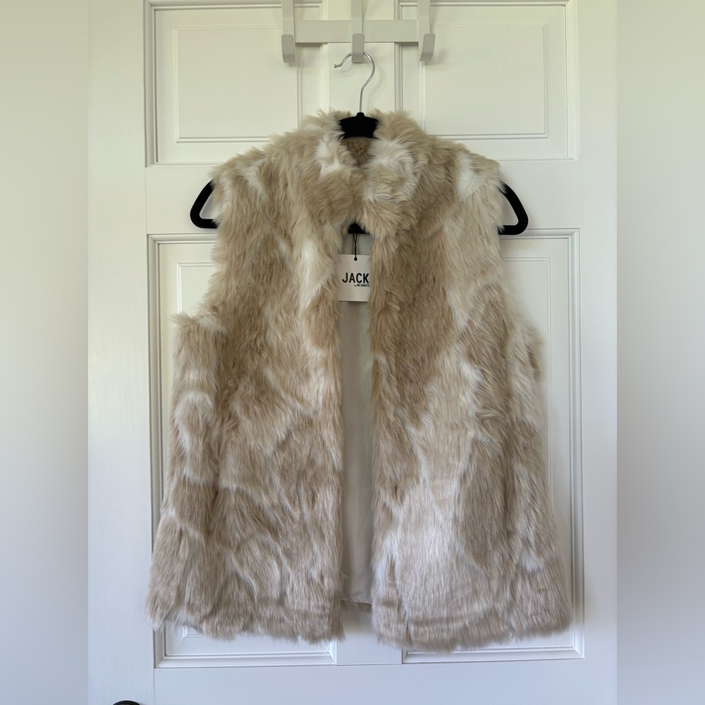 Jack by BB Dakota Beige Faux Fur Vest